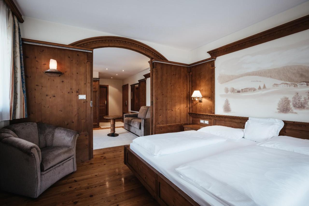 Kristallhotel Corona-Krone San Vigilio Di Marebbe Ngoại thất bức ảnh