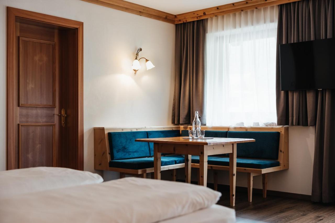 Kristallhotel Corona-Krone San Vigilio Di Marebbe Ngoại thất bức ảnh