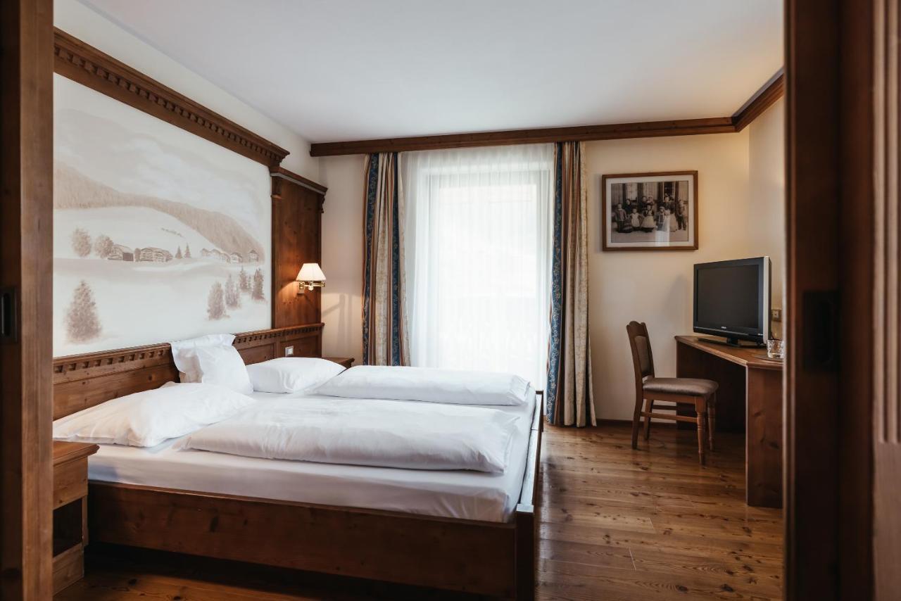 Kristallhotel Corona-Krone San Vigilio Di Marebbe Ngoại thất bức ảnh