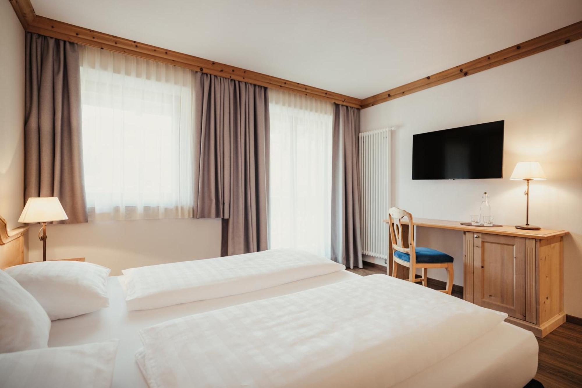 Kristallhotel Corona-Krone San Vigilio Di Marebbe Ngoại thất bức ảnh