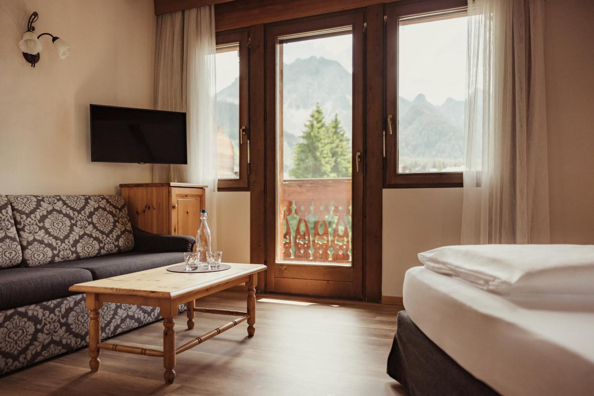 Kristallhotel Corona-Krone San Vigilio Di Marebbe Ngoại thất bức ảnh